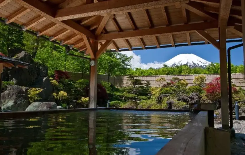 富士山景觀溫泉