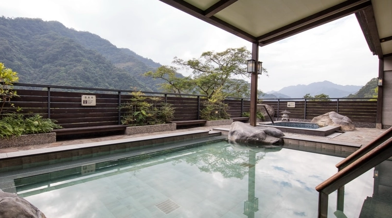 大板根溫泉住宿