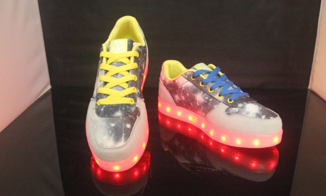 觀賞極光鞋子推薦