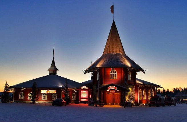 芬蘭聖誕老人村