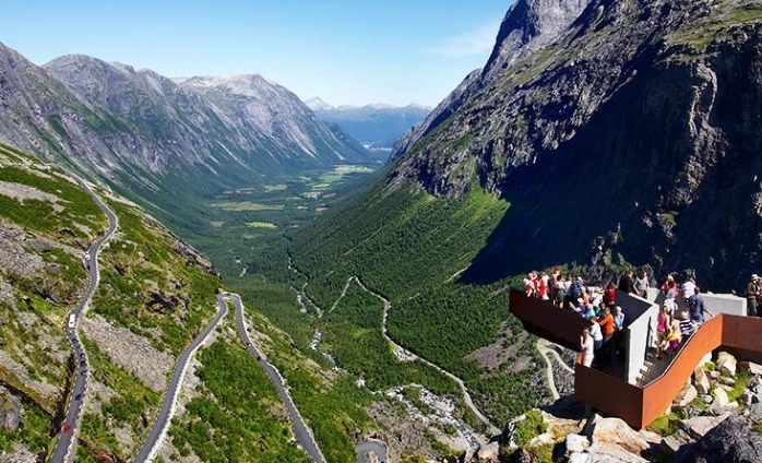 北歐旅遊最佳季節終極指南：避開人潮與省錢秘訣