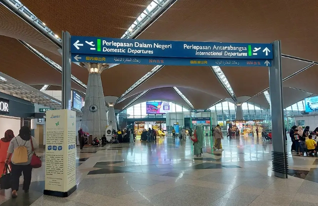 吉隆坡機場第一航廈入境全攻略：流程、交通與實用貼士
