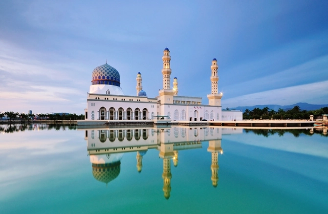 沙巴小費完整指南：給多少？怎麼給？避開新手常犯的尷尬錯誤