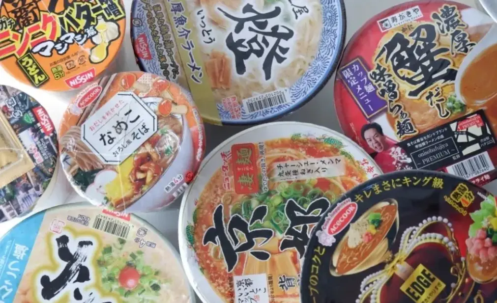 日本711泡麵推薦｜在地人私藏必吃清單與隱藏吃法大公開