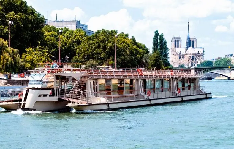 塞纳河游船推荐 塞纳河游船推荐
