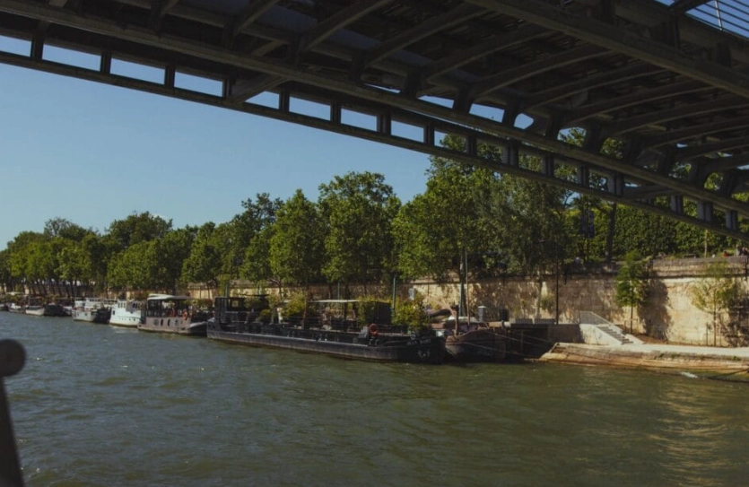 巴黎塞納河遊船 巴黎塞納河遊船