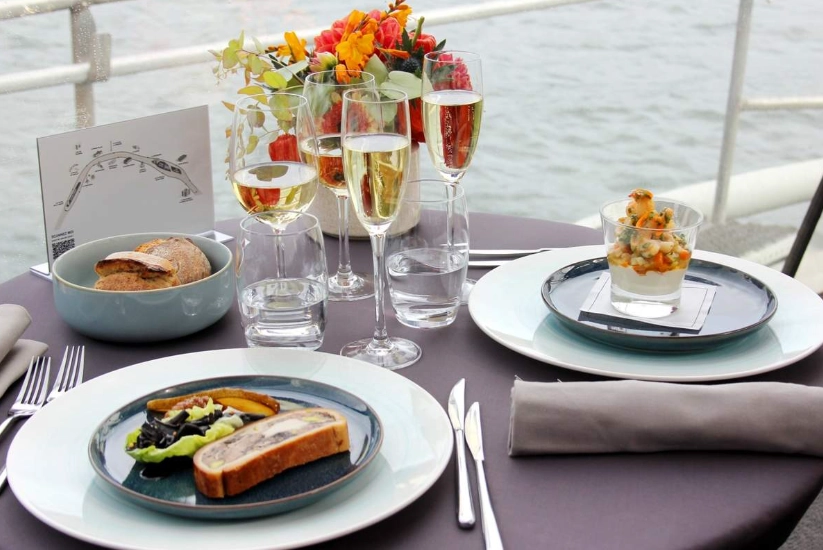 塞納河晚餐價格 塞納河晚餐價格