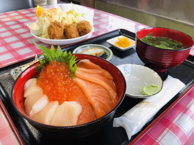 松島灣遊船美食全攻略：從海上視角到餐桌的極致享受