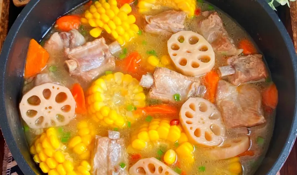 苦瓜排骨湯 苦瓜排骨湯