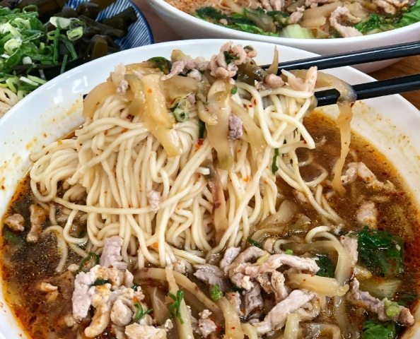 台南榨菜肉絲麵