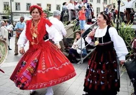 葡萄牙9月穿著 葡萄牙9月穿著