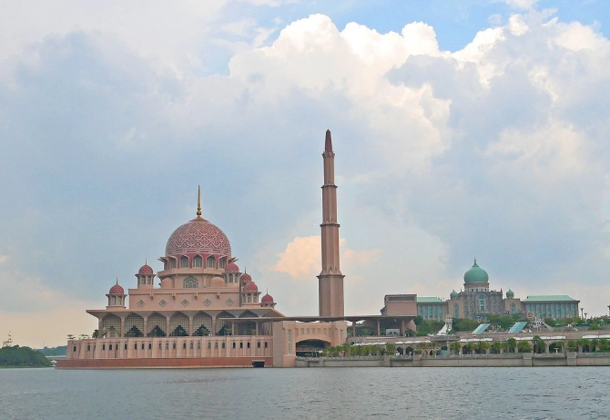 馬來西亞跟團換匯 馬來西亞跟團換匯