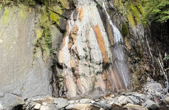 四稜溫泉停車場 四稜溫泉停車場
