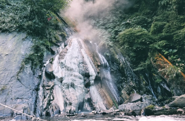 四稜溫泉停車場 四稜溫泉停車場