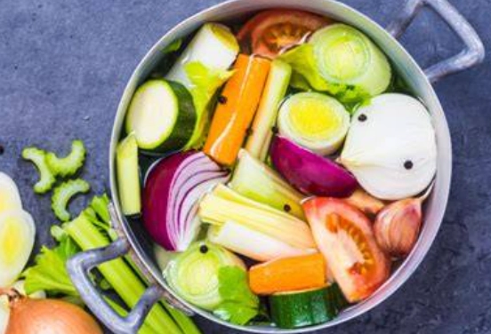 蔬菜高湯蘋果 蔬菜高湯蘋果