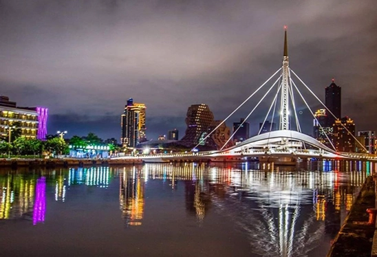 高雄晚上可以去的地方 高雄晚上可以去的地方