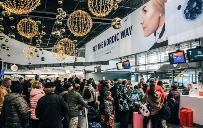 芬蘭看極光機場