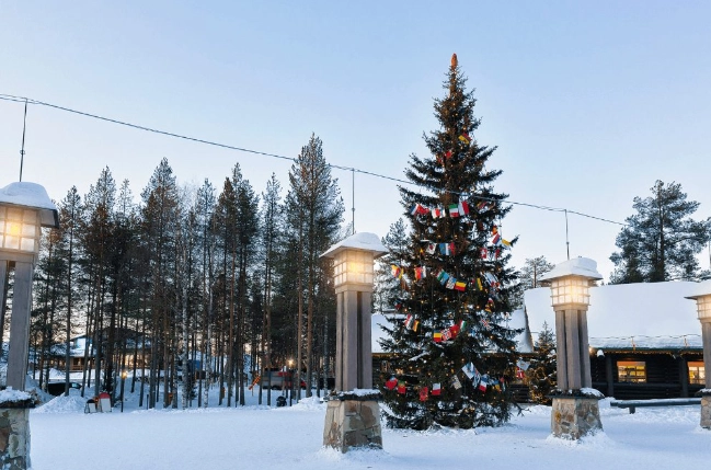 羅瓦涅米 機場巴士