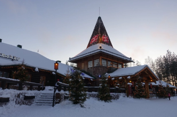 羅瓦涅米交通攻略